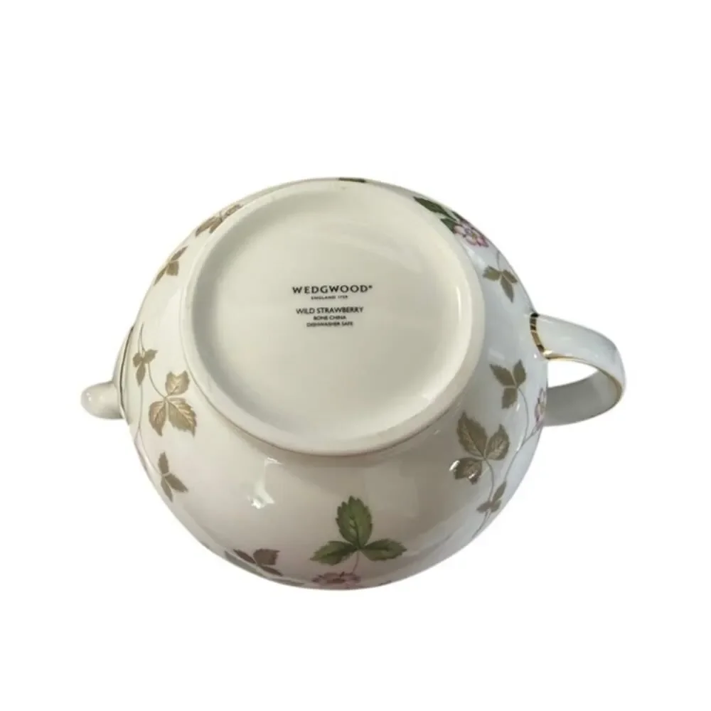 Wedgwood Wild Strawberry Large Teapot - Fine Bone China - England